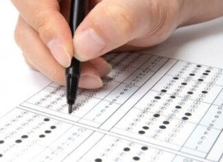 NEET रिजल्ट पर बवाल! 522 की जगह मिले 95 नंबर, छात्र पहुंचा हाईकोर्ट NEET Result 2026