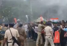 पटना में छात्र आंदोलन पर बवाल, पुलिस के लाठीचार्ज और आंसू गैस के बावजूद नहीं रुके प्रदर्शनकारी Studensts Protest In Patna on Neet Paper Leak