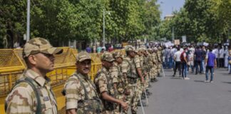छात्रों के प्रदर्शन के बीच राजधानी की सुरक्षा कड़ी, केंद्र ने भेजीं 10 और CRPF कंपनियां Central Reserve Police Force