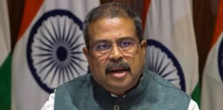 नीट विवाद पर सबसे बड़ा एक्शन! केंद्रीय शिक्षा मंत्री धर्मेंद्र प्रधान ने अपने पद से दिया इस्तीफा Dharmendra Pradhan resignation