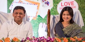 Akhilesh Yadav Birthday: शादी के सख्त खिलाफ थे पिता मुलायम सिंह यादव, फिर कैसे दूर हुई परिवार की दूरियां Akhilesh Yadav Birthday