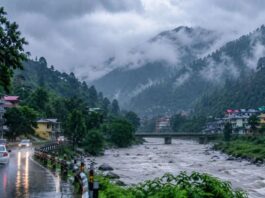 उत्तराखंड में मानसून की दस्तक, कई जिलों में भारी बारिश का अलर्ट, प्रशासन ने जारी की एडवाइजरी Monsoon arrives in Uttarakhand