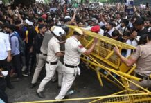 जंतर-मंतर छात्र प्रदर्शन पर दिल्ली पुलिस का जवाब, अत्यधिक बल प्रयोग से किया इनकार jantar mantar protest