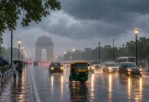 घर से निकलने से पहले पढ़ें मौसम अपडेट, कई राज्यों में भारी बारिश का अलर्ट Delhi-NCR Weather Update