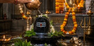 Sawan Shivratri 2026: भद्रा के साए में सावन शिवरात्रि, जानें जलाभिषेक का सही समय Sawan Shivratri 2026