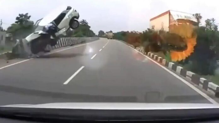 Aban Ahmed Car Accident Aban Ahmed Car Accident