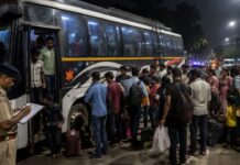 यूपी से पंजाब जा रही बस में 168 यात्री, 30 सीटर बस की गिनती में लगे 4 घंटे 30 Seater Bus Carrying 168 Passengers viral news