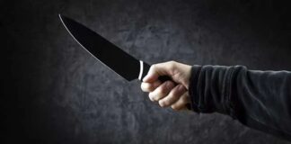 कल्याणपुरी में दिनदहाड़े हत्या से सनसनी, ड्यूटी कर रहे युवक पर चाकू से हमला Delhi Crime
