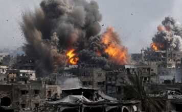 गाजा पर बरसीं मिसाइलें, इजरायली हवाई हमलों में 8 लोगों की मौत Israel airstrikes