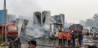 दिल्ली के टिकरी कलां में CNG स्टेशन पर धमाका, मची अफरा-तफरी; 1 की मौत Delhi Yikri Kalan CNG station blast one dead many injured