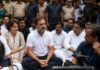 पुलिस स्टेशन के बाहर राहुल गांधी का धरना, BJP ने लगाया ‘अराजकता की राजनीति’ का आरोप, जानें क्यों गरमाई सियासत Ravi Shankar Prasad Slams Rahul Gandhi