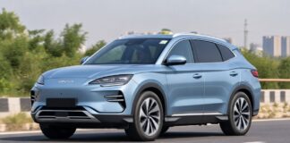 भारत में टेस्टिंग के दौरान फिर दिखी BYD Seal U, प्लग-इन हाइब्रिड SUV में मिल सकती है 1080 KM तक की रेंज BYD Seal U spotted testing in India again plug-in hybrid SUV could offer a range of up to 1080 km