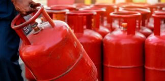 LPG Cylinder Price: गैस सिलेंडर के दाम में बदलाव या राहत? जानें आज आपके शहर में क्या है नया रेट LPG Cylinder Price Today