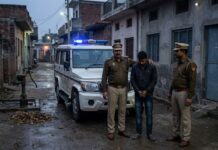 जन्माष्टमी की रात मुजफ्फरनगर में खौफनाक वारदात, मंदिर जा रही नाबालिग का अपहरण कर 4 लड़को ने की दरिंदगी Muzaffarnagar Minor Girl Abducted on Janmashtami