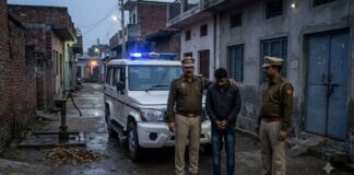 जन्माष्टमी की रात मुजफ्फरनगर में खौफनाक वारदात, मंदिर जा रही नाबालिग का अपहरण कर 4 लड़को ने की दरिंदगी Muzaffarnagar Minor Girl Abducted on Janmashtami
