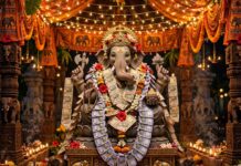 2.90 करोड़ के असली नोटों से सजे ‘बप्पा’, तेलंगाना के मंदिर में अनोखी थीम से सजाए गए गणपति Unique Ganesh Pandal