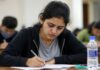 नेपाल-तिब्बत सीमा पर लापता हुए माता-पिता, आंखों में आंसुओं का सैलाब, NEET PG की परीक्षा देने पहुंची जांबाज तन्वी Nepal Viral Video