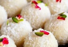 Janmashtami 2026: बाल गोपाल के लिए बनाएं दूध-मलाई से बने लड्डू, जानिए इन्हे बनाने की सरल विधि Janmashtami 2026