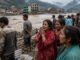 नेपाल में अपनों की तलाश में बेबस होकर भटक रहे लोग, बाढ़ में 4000 लोग लापता, अब तक 1200 से अधिक मौतें Nepal flash floods