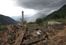 नेपाल में जलप्रलय का कहर, 10 दिन बाद अंधेरी सुरंग से 2 कर्मचारी जिंदा निकले Nepal Flood