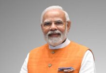 पीएम मोदी के कार्यक्रम का गजब क्रेज, घंटे भर में फुल हुईं सीटें, पहली बार बुकमायशो पर हुआ रजिस्ट्रेशन Narendra Modi Vadodara Book My Show