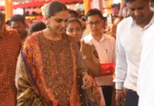 सिद्धिविनायक मंदिर पहुंचीं दीपिका पादुकोण, 900 साल पुरानी पटोला विरासत में दिखा मॉम-टू-बी ग्लो Deepika Padukone
