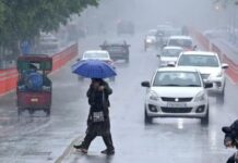 बंगाल की खाड़ी में बना डीप डिप्रेशन ने बढ़ाई इन राज्यों की मुश्किलें, UP-बिहार समेत जानें किन-किन राज्यों में होगी झमाझम बारिश IMD Issues Red Alert For Heavy Rain