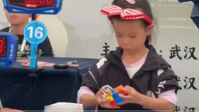 China 6-year-old girl solves Rubik's Cube in 4.27 seconds breaks world record China 6-year-old girl solves Rubik's Cube in 4.27 seconds breaks world record