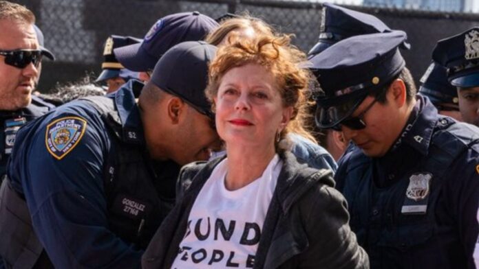 Hollywood Actress Susan Sarandon Arrested Hollywood Actress Susan Sarandon Arrested