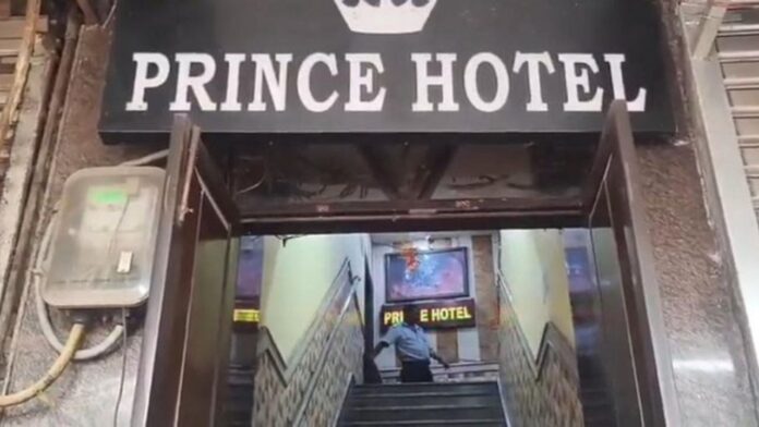 Lover murders woman in delhi price hotel Lover murders woman in delhi price hotel