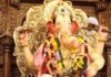 बप्पा के दर्शन के लिए एथनिक लुक में छाई राधिका मर्चेंट, फिरोजी कुर्ते में देसी अंदाज हुआ वायरल Ambani Family Lalbaugcha Raja Visit