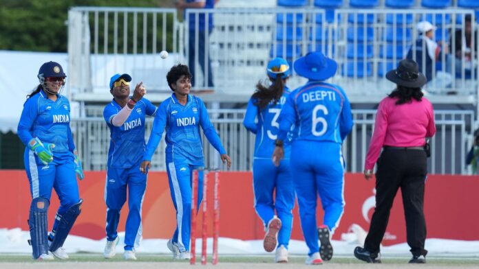 India Thrash Sri Lanka by 147 Runs Claim India Thrash Sri Lanka by 147 Runs Claim
