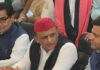 राज्यसभा चुनाव के लिए सपा उम्मीदवार रामगोपाल यादव और धनराज नथवाणी ने अखिलेश यादव की मौजूदगी में नामांकन किया दाखिल