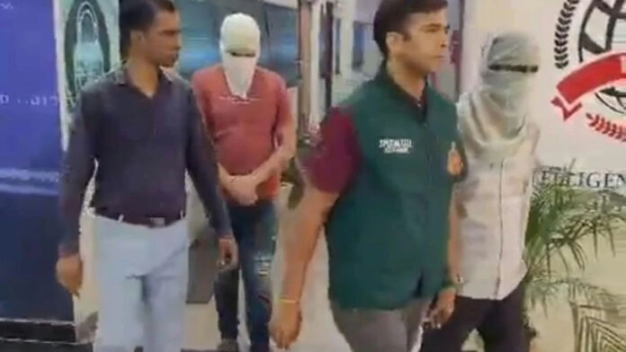फर्जी हेल्थ कैंप से आधार की चोरी, फिर साइबर ठगी का खेल! दिल्ली पुलिस ने मथुरा से दबोचे दो आरोपी