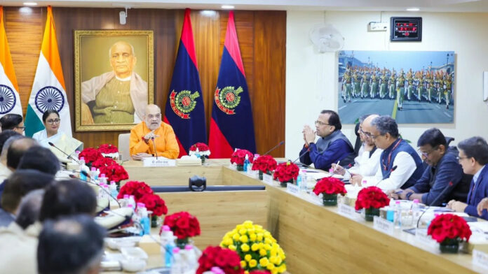 दिल्ली पुलिस मुख्यालय में अमित शाह की हाई लेवल बैठक, कानून-व्यवस्था से लेकर महिला सुरक्षा तक पर मंथन