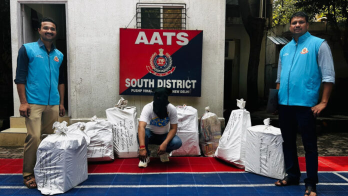दिवाली से पहले दिल्ली पुलिस का बड़ा एक्शन, संगम विहार में 168 किलो प्रतिबंधित पटाखे जब्त