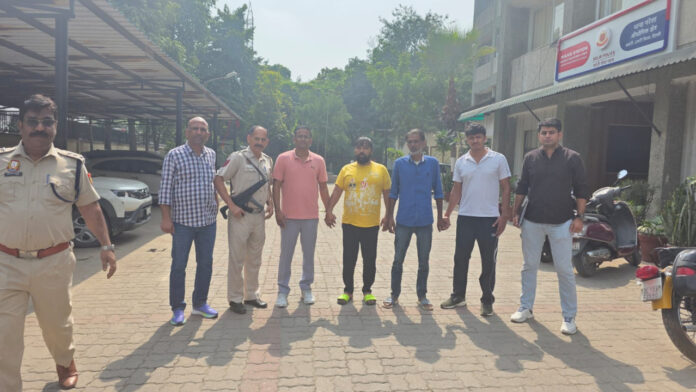 अपराध की सल्तनत पर पुलिस का प्रहार, मकोका के दो वांछित आरोपी गिरफ्तार, 30 लाख की नकदी और थार जब्त
