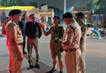 सुरक्षित दिल्ली, सशक्त युवा और उज्ज्वल भविष्य का संकल्प; सब्जी मंडी क्षेत्र के दौरे के दौरान सुरक्षा के साथ युवा सशक्तीकरण पर दिया जोर