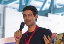 ध्रुव राठी ने लंदन में ब्रिटिश संसद के बाहर किया प्रदर्शन, चुनाव आयुक्त के इस्तीफे की रखी मांग
