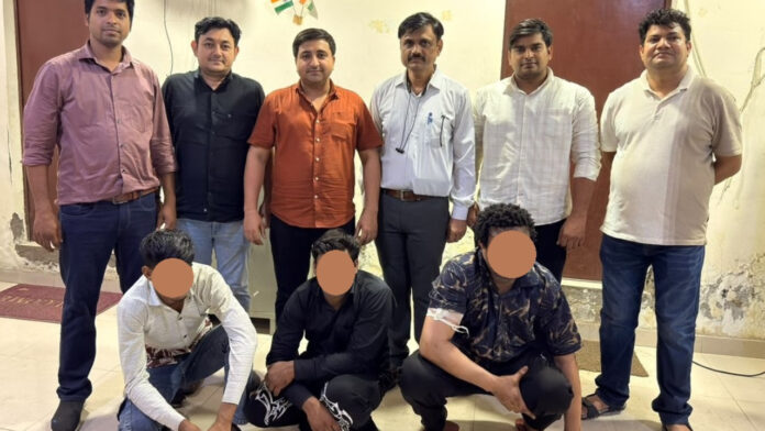 टैक्सी की आड़ में नशे का कारोबार! दिल्ली पुलिस ने तीन कथित ड्रग सप्लायर दबोचे
