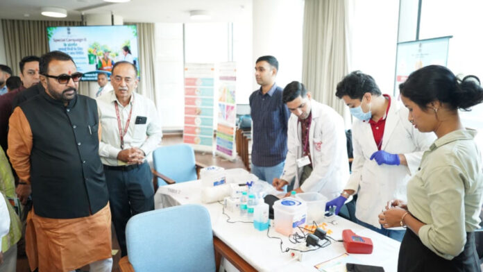 सफाई मित्रों के सम्मान और सेहत के लिए आगे आया केंद्रीय स्वास्थ्य मंत्रालय