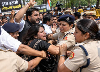 जंतर-मंतर प्रदर्शन में पुलिस से कथित मारपीट, वीडियो से आरोपियों की पहचान करेगी दिल्ली पुलिस