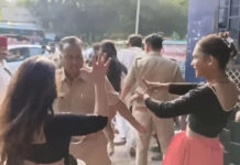 बीच सड़क पर किन्नरों का तांडव, SSP ऑफिस के सामने कार पर चढ़े, राहगीर से की मारपीट, पुलिस ने संभाला मोर्चा