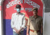 बहला-फुसलाकर नाबालिग को ले जाने के मामले में भी है आरोपी का नाम, हापुड़ देहात स्थित घर से पकड़ा गया