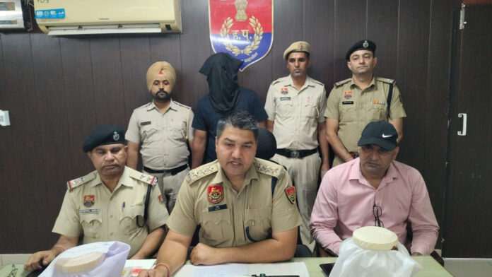 सीआईए रतिया की बड़ी सफलता: ₹5 हजार का इनामी आरोपी दो अवैध पिस्तौल व तीन जिंदा कारतूस सहित गिरफ्तार