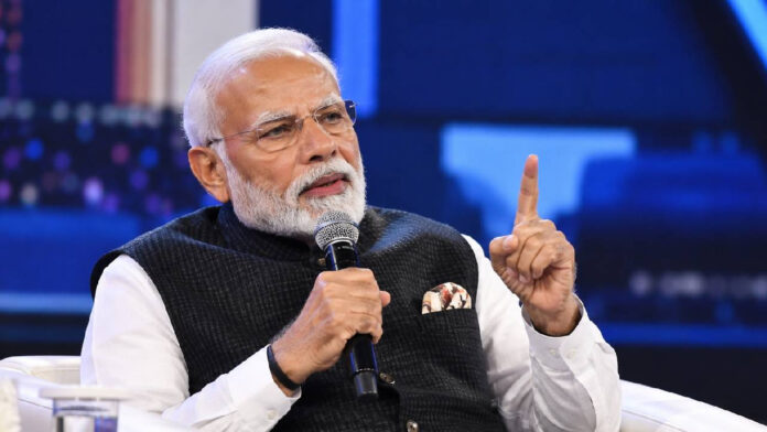 मोदी का कांग्रेस पर हमला, बोले- दुनिया बदल रही, कुछ लोग अव्यवस्था चाहते हैं