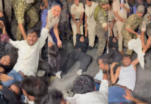CJP के तिरंगा मार्च से पहले आधी रात में हुआ जमकर ड्रामा, संसद मार्ग थाने के बाहर NSUI ने किया जमकर प्रदर्शन