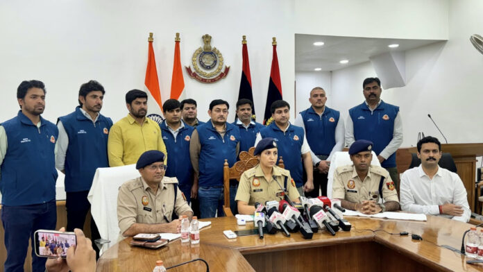 गैंगवार की पटकथा पर पुलिस का ‘क्लाइमेक्स’, आठ हथियारों के साथ कथित शूटर गिरफ्तार