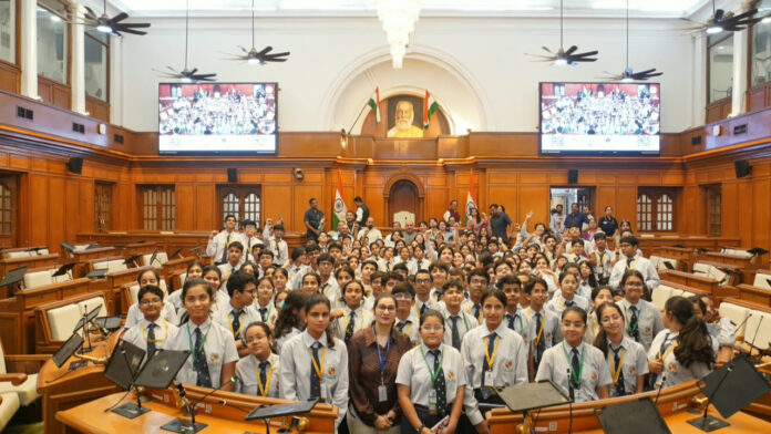 इतिहास के पन्नों से लोकतंत्र के मंच तक, युवा पीढ़ी को जोड़ने की अनूठी पहल